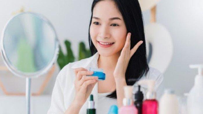 Ilustrasi menggunakan skincare dengan kandungan glutathione, Estetika Medis, dr. Satya Perdana sebut saat ini tak hanya ditemukan di dalam infus whitening saja