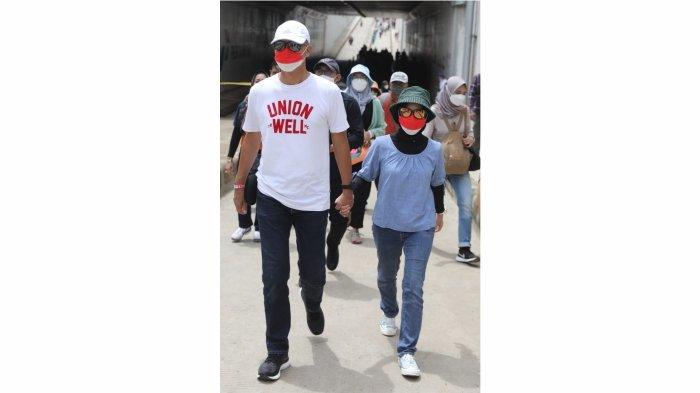 Gubernur Jawa Tengah Ganjar Pranowo menghadiri GP Mandalika hari kedua, Sabtu (19/3/2022).