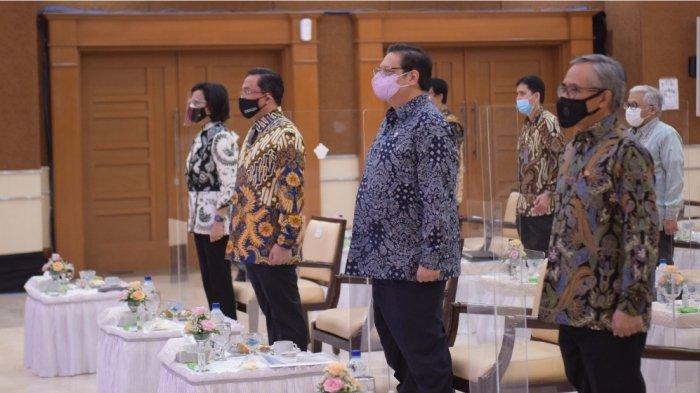 Menko Airlangga Target Akselerasi Pelaksanaan Vaksinasi 1 Juta Per Hari