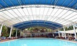 Kolam Renang Sport Club Sampoerna yang berada di Bandung