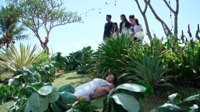 Sinopsis Cinta Setelah Cinta episode 292 yang tayang malam ini Kamis, 8 Desember 2022.