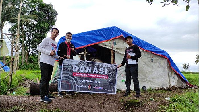 Smartfren mengirimkan bantuan berupa paket data dan kebutuhan pokok pada terdampak gempa bumi Cianjur