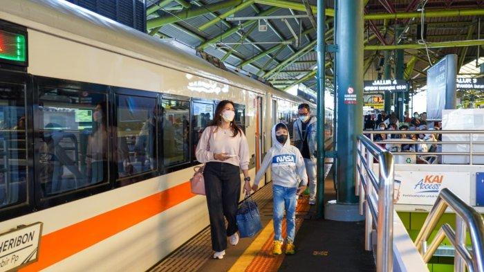 Tips traveling dengan kereta api