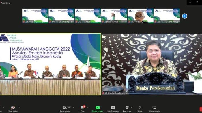 Menko Airlangga Hartarto pada acara Musyawarah Anggota Asosiasi Emiten Indonesia (AEI) Tahun 2022 yang diselenggarakan secara virtual pada Rabu (28/9).