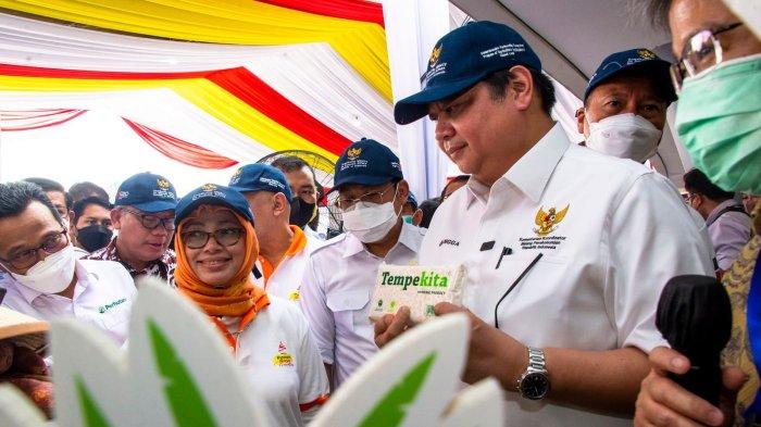 Menko Airlangga Hartarto pada acara Kick Off Events yang mengusung sub tema “Pangan Nusantara” di Lapangan Banteng, Jakarta, Rabu (22/06).
