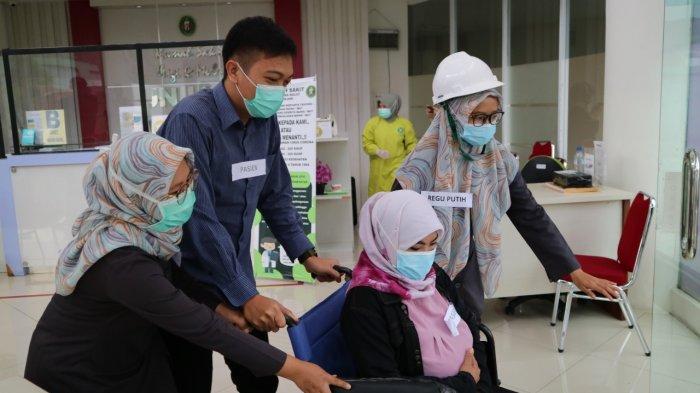Kegiatan simulasi ini diselenggarakan bekerja sama dengan Dinas Pemadaman Kebakaran Kota Cimahi dan BNPB pada tanggal 27 Oktober 2020.