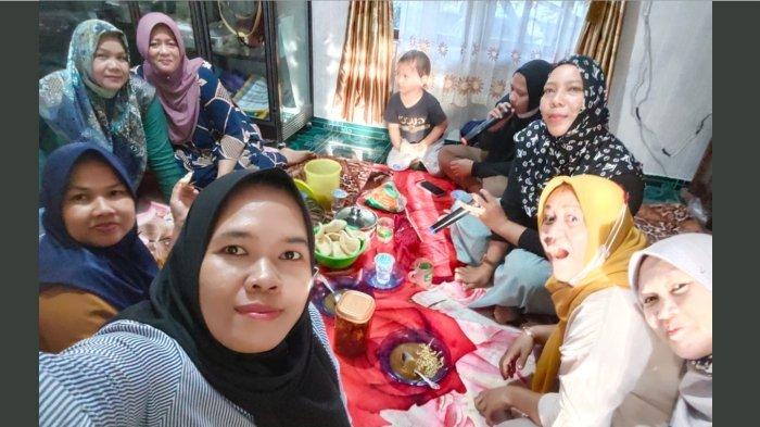 Ibu-Ibu UMKM Belitung yang terus semangat ditengah pandemi.