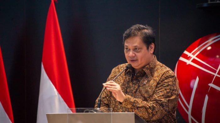 Menko Airlangga dalam acara Penutupan Perdagangan Bursa Efek Indonesia (BEI) Tahun 2021, di Jakarta, Kamis (30/12).