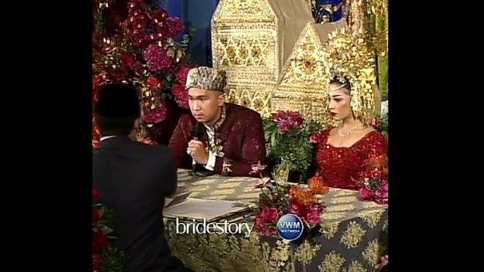 Prosesi ijab kabul Indra Priawan dan Nikita Willy
