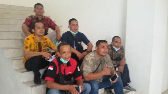 Inilah Pasukan Gorgom Covid-19 Ciamis yang bertugas menjemput dan mengantar pasien Covid-19, termasuk memakamkannya jika ada yang meninggal dunia.