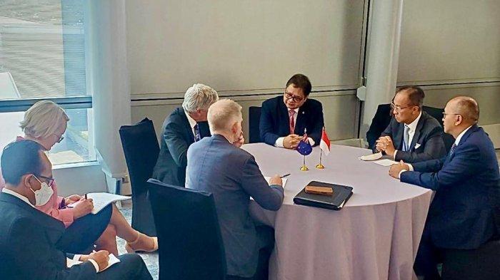 Menteri Koordinator Bidang Perekonomian Airlangga Hartarto dan Menteri Perindustrian Agus Gumiwang Kartasasmita bertemu dengan Damien O’Connor, Minister of Agriculture, Trade & Export Growth, Land Information, Biosecurity and Rural Communities, pada hari Kamis (8/09).