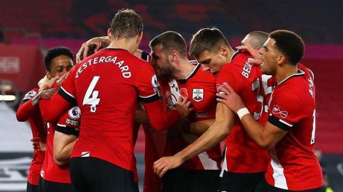 Pemain Southampton berselebrasi saat melawan Newcastle United dalam lanjutan Liga Inggris di Stadion St Marys, Sabtu (7/11/2020) dini hari WIB.