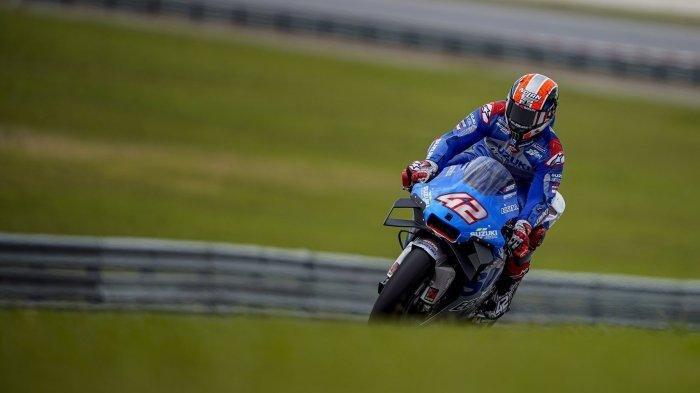 Pembalap Suzuki Ecstar Alex Rins di tes pramusim MotoGP 2020 di Sirkuit Sepang, Malaysia.