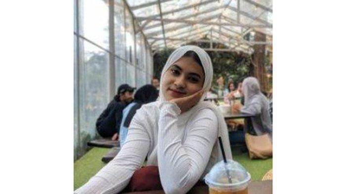 Sarah, istri yang disiram air keras oleh suaminya meninggal dunia. Suaminya sudah ditangkap polisi.