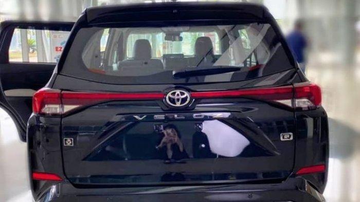 Penampakan bagian belakang Toyota Avanza Veloz Generasi Baru