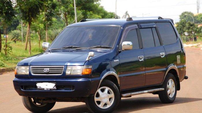 Ilustrasi Toyota Kijang Kapsul