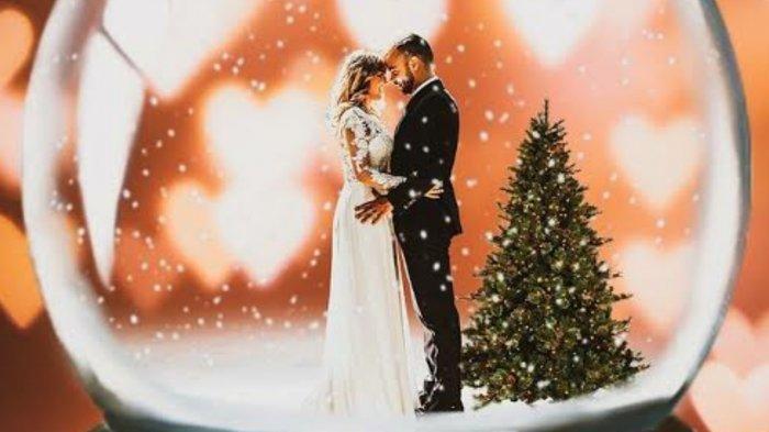 Ucapan romantis selamat Natal 2021 untuk pacar, suami atau istri.