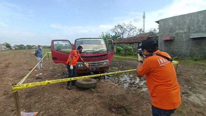 Warga Tegal ditemukan meninggal dunia di dalam mobilnya.
