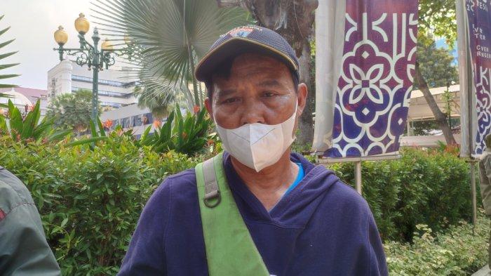 Bendahara Koperasi Persaudaraan Warga Kampung Bayam, Murinto di Balai Kota DKI, Kamis (1/12/2022)
