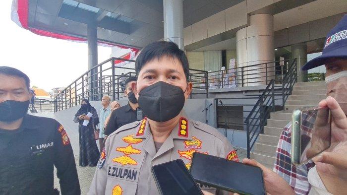 Kabid Humas Polda Metro Jaya, Kombes Endra Zulpan saat menjawab pertanyaan awak media di Polres Jakarta Barat pada Selasa (23/8/2022).