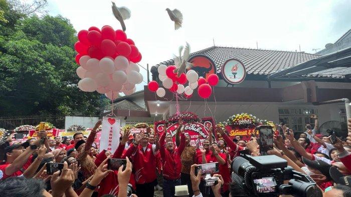 Peresmian Kantor Sekretariat DPP Taruna Merah Putih (TMP) yang terletak di Jl. Prof Moh Yamin No. 1 Menteng, Jakarta Pusat, Senin, (28/11/2022).