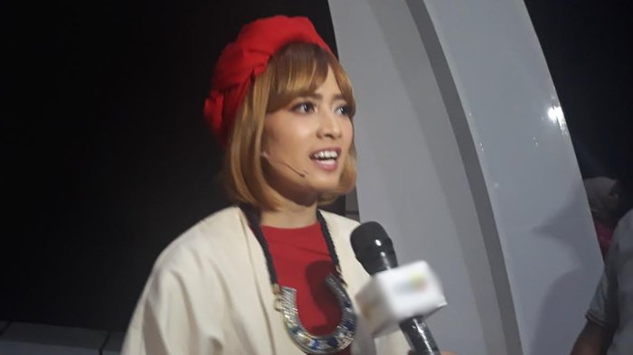 Artis Chika Jessica mengabarkan ibunya sakit kronis.