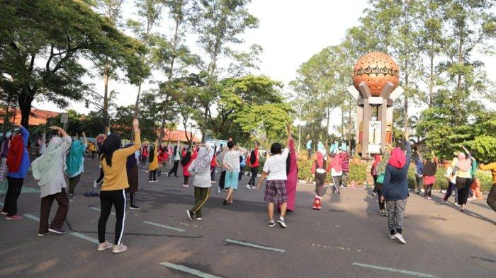 Setelah dua tahun lamanya tidak diadakan, Pemerintah Kota (Pemkot) Tangerang kembalu menggelar Car Free Day (CFD) di tujuh wilayah Kecamatan di Kota Tangerang, Minggu (11/9/2022).