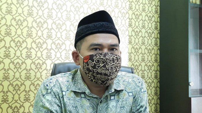 Sekretaris DKM Agung Al-Barkah Bekasi Mustain saat dijumpai, Senin (12/4/2021).