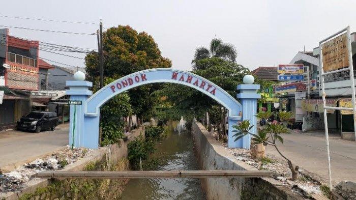 Fasad Pondok Maharta, Pondok Aren, Tangerang Selatan, Minggu (23/5/2021).
