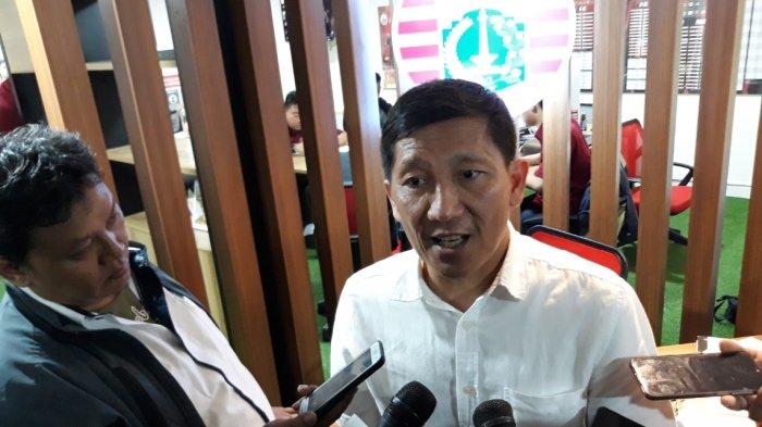 Chief Executive Officer (CEO) Persija Jakarta, Ferry Paulus saat ditemui di Kantor Persija, Kuningan, Jakarta Selatan, Senin (22/7/2019).