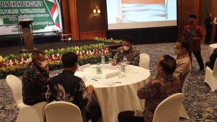 Gubernur DKI Jakarta Anies Baswedan menghadiri acara pelantikan Majelis Wilayah Korp Alumni Himpunan Mahasiswa Islam (KAHMI) Jaya periode 2022-2027.