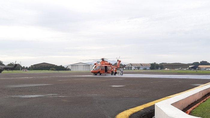Suasana di Lanud Halim Perdanakusuma, Makasar, Jakarta Timur, Minggu (10/1/2021). Ada 4 pesawat TNI AU dan 1 helikopter Basarnas dikerahkan untuk pencarian jatuhnya pesawat Sriwijaya Air di sekitar Pulau Lancang dan Pulau Laki, Kepulauan Seribu.