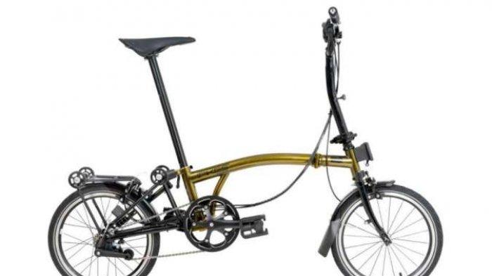 ILUSTRASI. Sepeda lipat Element Pikes Gen II Goldie