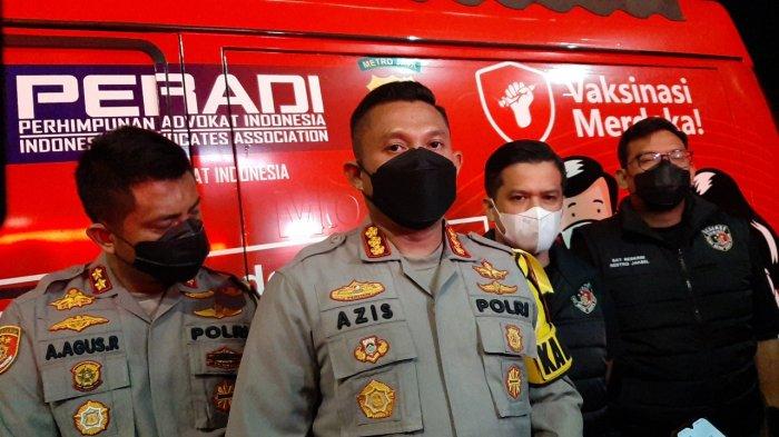 Kapolres Metro Jakarta Selatan Kombes Azis Andriansyah saat diwawancarai terkait aksi berbikini selebriti Dinar Candy pada Kamis (5/8/2021) malam.