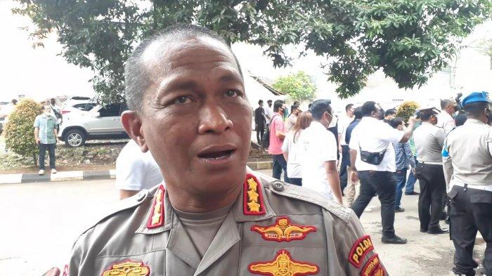 Kabid Humas Polda Metro Jaya, Kombes Pol Yusri Yunus, di Jalan Kebon, Kecamatan Tanah Abang, Jakarta Pusat, pada Jumat (26/2/2021) pagi.