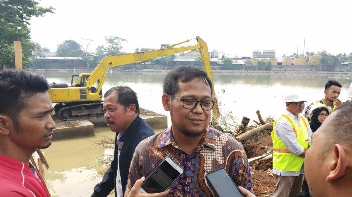 Ketua Komisi IV DPRD Jawa Barat Imam Budi Hartono ketika dijumpai wartawan di lokasi proyek revitalisasi Situ Rawa Kalong, Tapos, Kota Depok.