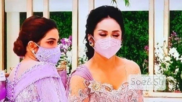 Krisdayanti dan Ashanty menghadiri acara lamaran Aurel dan Atta Halilintar