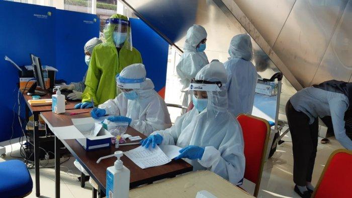 Layanan PCR test, rapid test antigen, dan rapid test antibodi tersedia di Airport Health Center yang berlokasi di SMMILE Center Terminal 3, Rabu (16/12/2020).