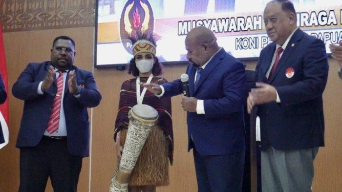 Musorprov KONI Papua resmi dibuka pada Hari Senin tanggal 13 Juni 2022 oleh Gubernur Papua Lukas Enembe di Gedung Sasana Krida, Kota Jayapura, Papua.