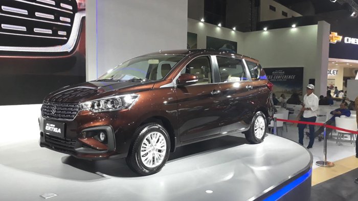 Mobil Suzuki Ertiga terbaru yang diluncurkan pada acara IIMS di JIExpo Kemayoran, Jakarta Pusat, Kamis (18/4/2018).