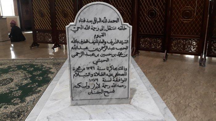 Nisan makam Habib Abdurrahman bin Abdullah Al Habsyi pada Senin (12/4/2021).