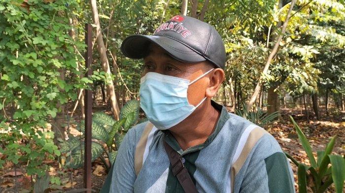 Ahmad Syarifudin, Ketua RW tempat tinggal bocah 13 tahun yang dirudapaksa di Cilincing, Jakarta Utara.
