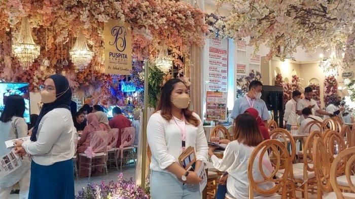 Weddingku bersama Dyandra Promosindo kembali menggelar pameran pernikahan Jakarta Wedding Festival 2022 di Jakarta Convention Center (JCC) Senayan, Jakarta, mulai 26 hingga 28 Agustus 2022.