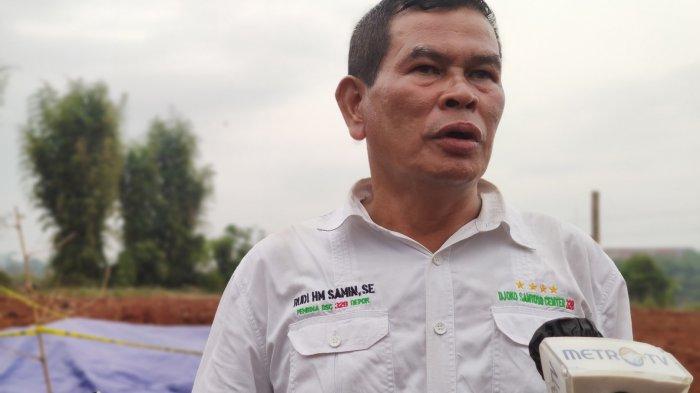 Rudi Samin ketika dijumpai wartawan di lokasi dugaan penimbunan sembako, Kamis (4/8/2022).