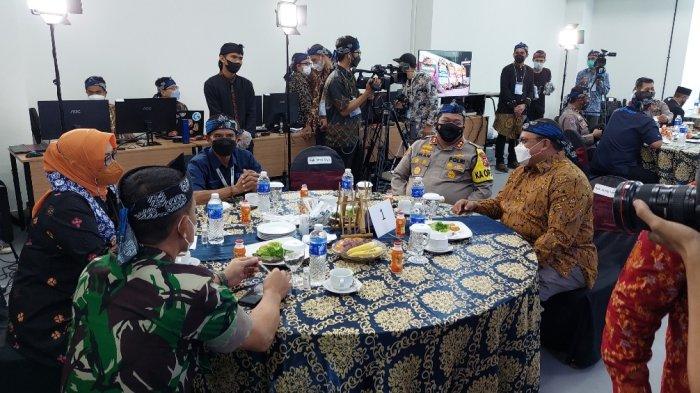 Sejumlah tokoh hadir dalam acara peresmian Gedung Baru Tribunnews di Bogor. Di antaranyaa ada Bupati Bogor Ade Yasin, dan juga Ketua DPRD Bogor Tatang Trisnanto.