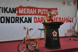 Lelang Sepeda Brompton Bertandatangan Jusuf Kalla, Cara PMI DKI Jakarta Hasilkan Dana Kemanusiaan