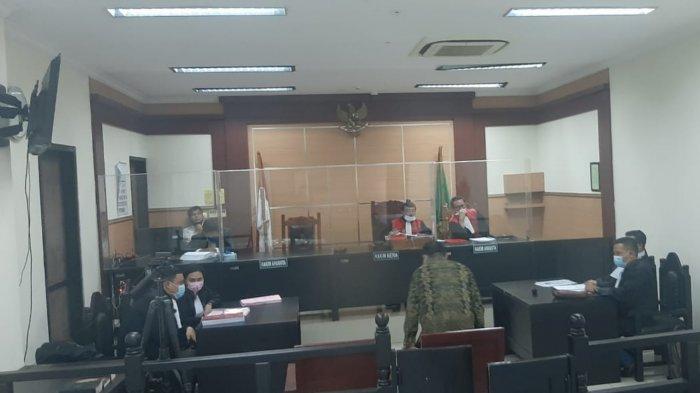 Sidang tertutup oknum tenaga medis mesum di Terminal 3 Bandara Soekarno-Hatta di Pengadilan Negeri Tangerang, Rabu (16/12/2020).