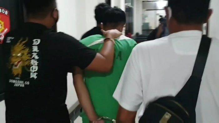 Satreskrim Polres Metro Jakarta Pusat telah mengamankan pelaku AA pembunuh Ida Wasila Anata, di kediamannya, kawasan Jakarta Timur, pada Sabtu (29/5/2021) dini hari.