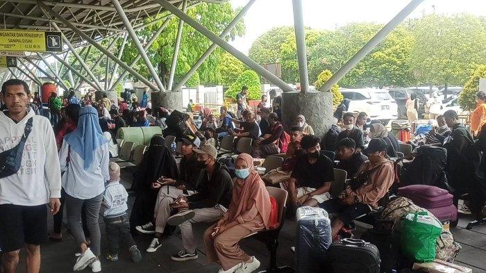 Terminal Penumpang Nusantara Pelabuhan Tanjung Priok, Jakarta Utara, mulai diramaikan para pemudik yang berangkat lebih awal, Selasa (19/4/2022) siang.