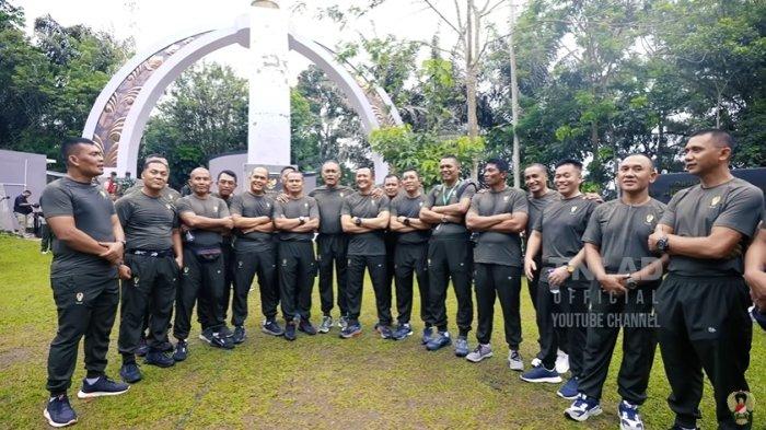 Para perwira TNI AD yang mengikuti apel Dansat 2022 di Akademi Militer (Akmil), Magelang, Jawa Tengah.